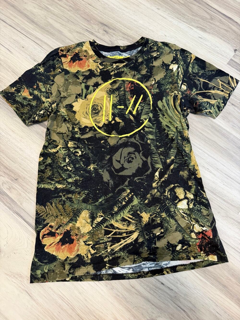 Twenty One Pilots Shirt Green The Bandito Tour 2018 Floral Pullover Size Small
